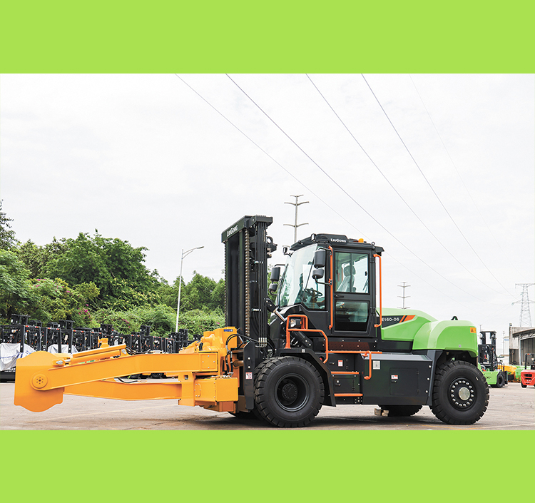柳工首臺(tái)16噸電動(dòng)叉車(chē)成功下地?